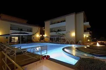 Apart Otel Picale
